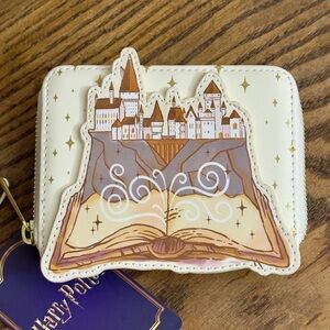 Loungefly Harry Potter Hogwarts Castle Zip Around Wallet NWT